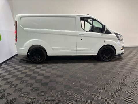 Ford Transit Custom 300 SWB Limited EcoBlue 4