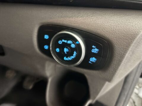 Ford Transit Custom 300 SWB Limited EcoBlue 17