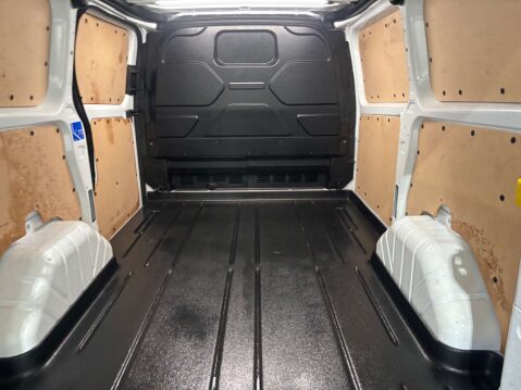 Ford Transit Custom 300 SWB Limited EcoBlue 8