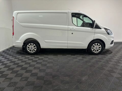 Ford Transit Custom 300 SWB Limited EcoBlue 4