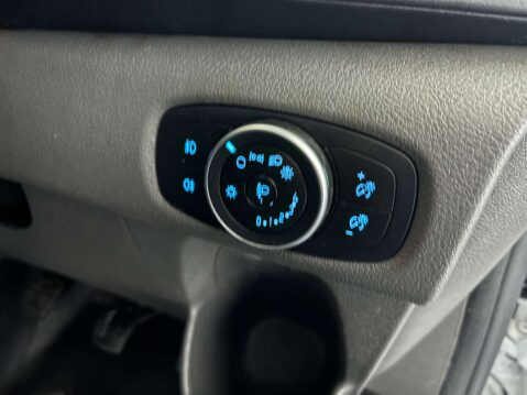 Ford Transit Custom 300 SWB Limited EcoBlue 13