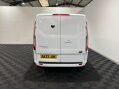 Ford Transit Custom 300 SWB Limited EcoBlue 44