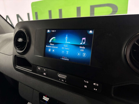 Mercedes-Benz Sprinter 315 Premium CDI MWB 14