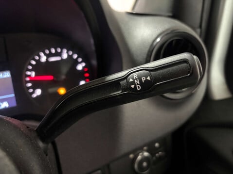 Mercedes-Benz Sprinter 315 Premium CDI MWB 16
