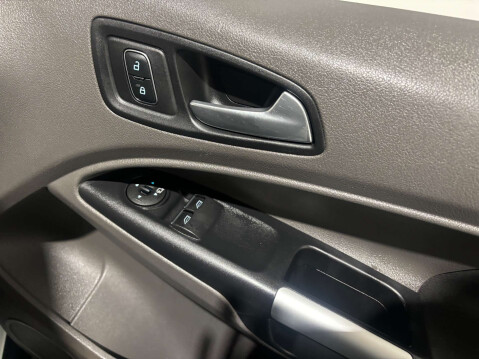 Ford Transit Connect 250 Limited EcoBlue LWB 19