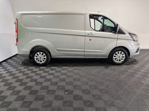 Ford Transit Custom 300 SWB Limited EcoBlue 4