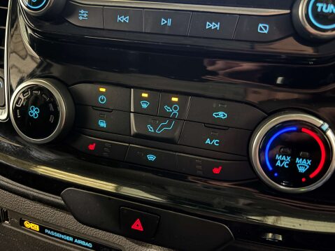 Ford Transit Custom 300 SWB Limited EcoBlue 34