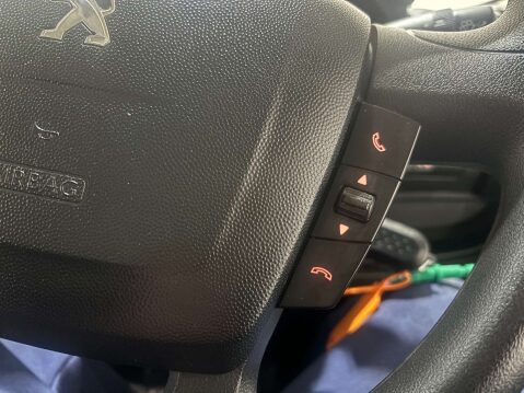 Peugeot Boxer 335 Professional L3H2 Blue HDi 28