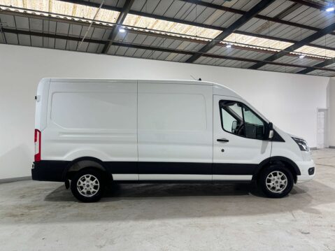 Ford Transit 350 2.0 Limited Edition L3H2 4