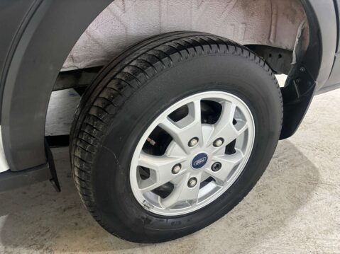 Ford Transit 350 2.0 Limited Edition L3H2 58