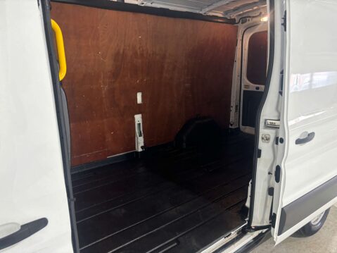 Ford Transit 350 2.0 Limited Edition L3H2 7