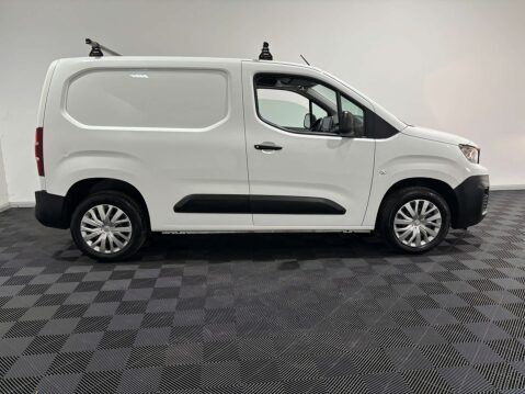 Peugeot Partner Professional 1.5 Premium Blue HDi SWB 3