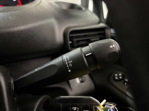 Peugeot Partner Professional 1.5 Premium Blue HDi SWB 19
