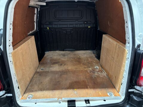 Peugeot Partner Professional 1.5 Premium Blue HDi SWB 10