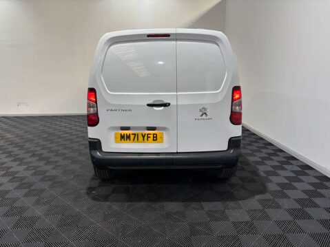 Peugeot Partner Professional 1.5 Premium Blue HDi SWB 7
