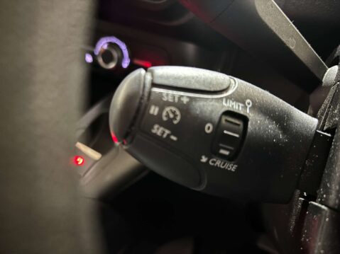 Peugeot Partner Professional 1.5 Premium Blue HDi SWB 30