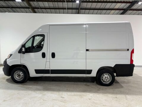 Peugeot Boxer 335 2.2 Professional Prem+ L2H2 BHDi 11