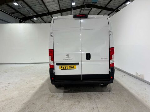 Peugeot Boxer 335 2.2 Professional Prem+ L2H2 BHDi 7