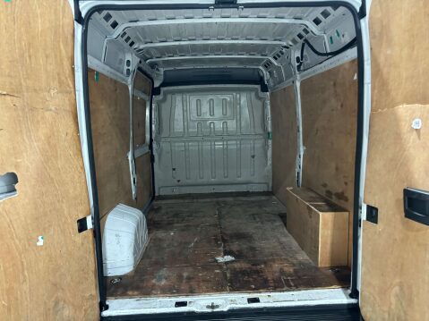Peugeot Boxer 335 2.2 Professional Prem+ L2H2 BHDi 8