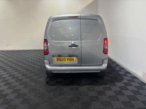 Vauxhall Combo 2300 1.5 Sportive S/S SWB 9