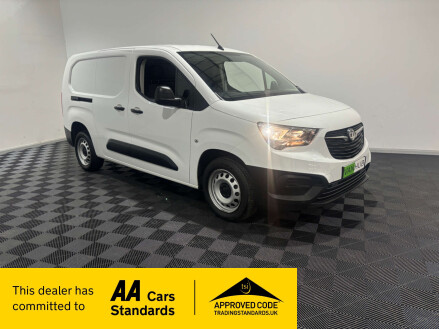Vauxhall Combo 2300 1.5 Dynamic TD LWB