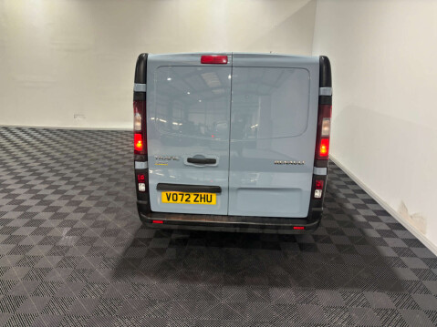 Renault Trafic SL28 2.0 Sport Blue SWB DCI 39