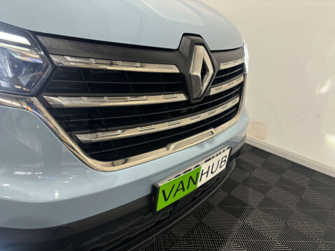 Renault Trafic SL28 2.0 Sport Blue SWB DCI 7