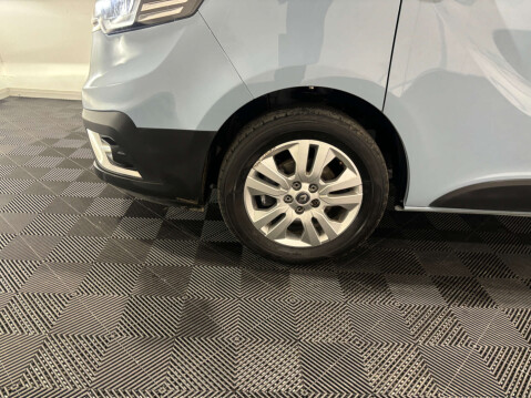 Renault Trafic SL28 2.0 Sport Blue SWB DCI 63