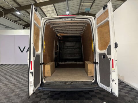 Volkswagen Crafter CR35 2.0 Trendline TDI LWB 33