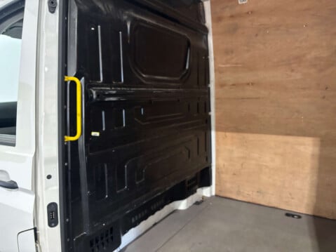 Volkswagen Crafter CR35 2.0 Trendline TDI LWB 40