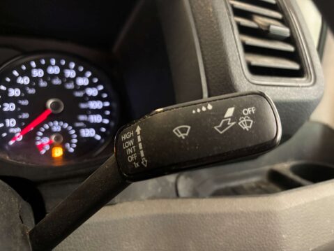 Volkswagen Crafter CR35 2.0 Trendline TDI MWB 9