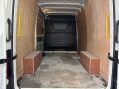 Volkswagen Crafter CR35 2.0 Trendline TDI MWB 30