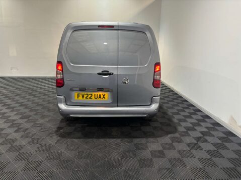 Vauxhall Combo 2300 1.5 Sportive TD LWB 9