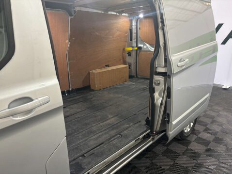 Ford Transit Custom 300 Limited 2.0 EcoBlue LWB Auto 14