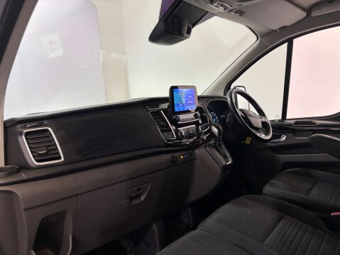 Ford Transit Custom 320 Limited 2.0 EcoBlue Auto 17