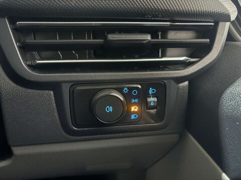 Ford Transit Custom 300 2.0 Limited SWB EcoBlue 41