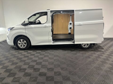 Ford Transit Custom 300 2.0 Limited SWB EcoBlue 13
