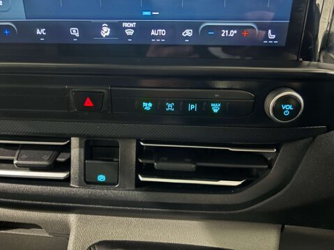 Ford Transit Custom 300 2.0 Limited SWB EcoBlue 31