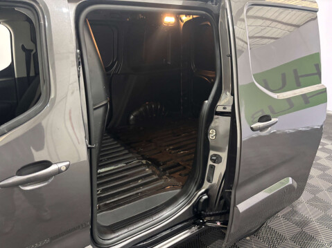 Citroen Berlingo 1000 Driver 1.5 Blue HDi SWB 37