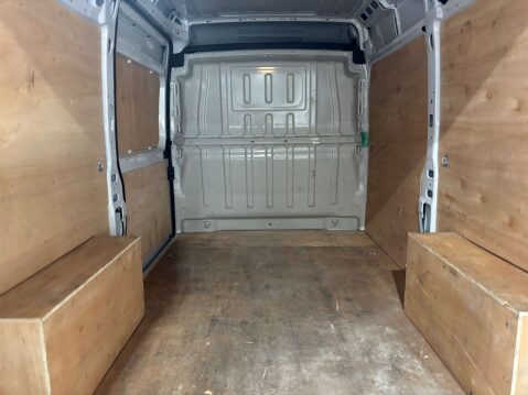 Vauxhall Movano F3500 Dynamic 2.2 TD L2H2 S/S 34