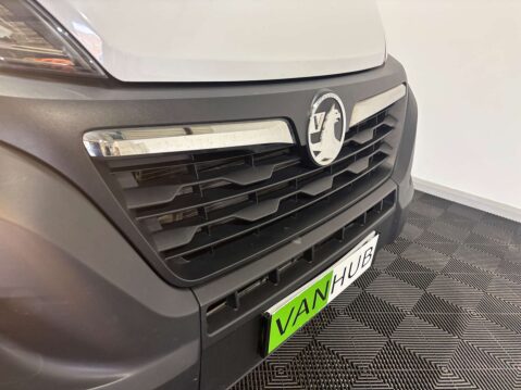 Vauxhall Movano F3500 Dynamic 2.2 TD L2H2 S/S 4
