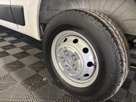 Vauxhall Movano F3500 Dynamic 2.2 TD L2H2 S/S 7