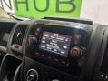 Vauxhall Movano F3500 Dynamic 2.2 TD L2H2 S/S 9
