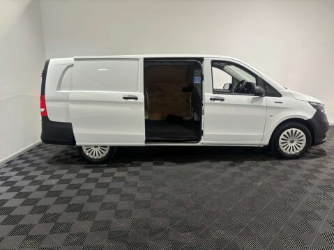 Mercedes-Benz Vito eVito 66 Progressive 45