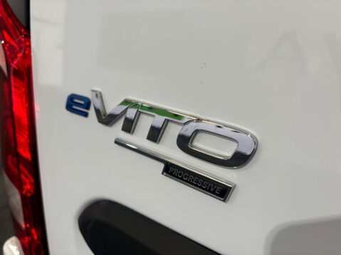 Mercedes-Benz Vito eVito 66 Progressive 54