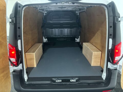 Mercedes-Benz Vito eVito 66 Progressive 9