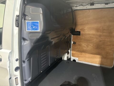Mercedes-Benz Vito eVito 66 Progressive 43