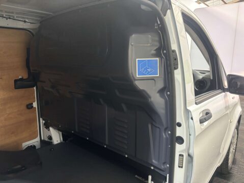 Mercedes-Benz Vito eVito 66 Progressive 48