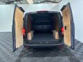 Mercedes-Benz Vito eVito 66 Progressive 13