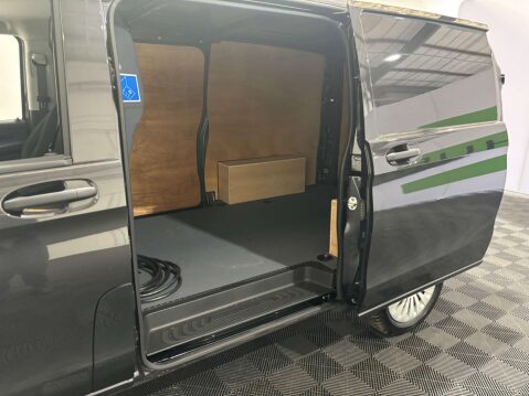 Mercedes-Benz Vito eVito 66 Progressive 18